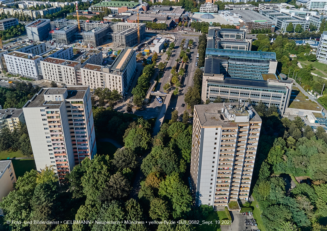 19.09.2021 - Perlach Plaza und Umgebung in Neuperlach 